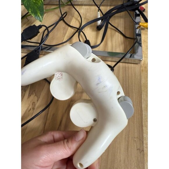 Lot of Retro Gaming Cables and Controller - Picture 3 of 11